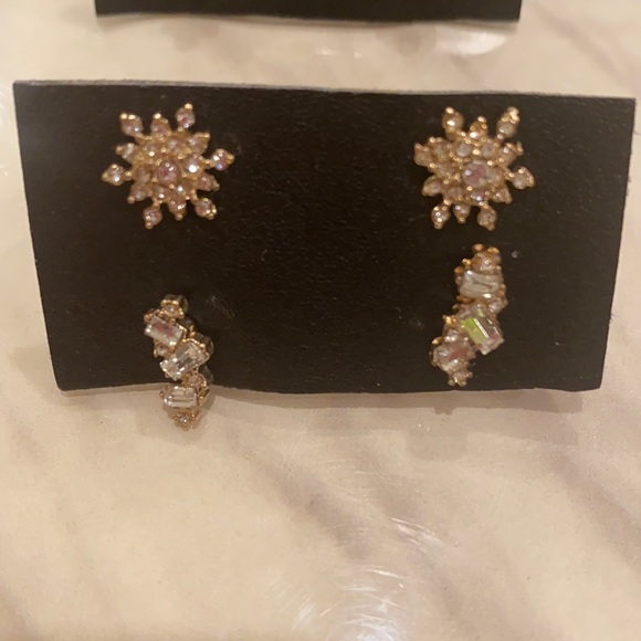 Jewelry - Rhinestone costume Earrings set of twins pair